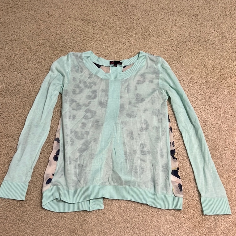 slightly open back printed sweater